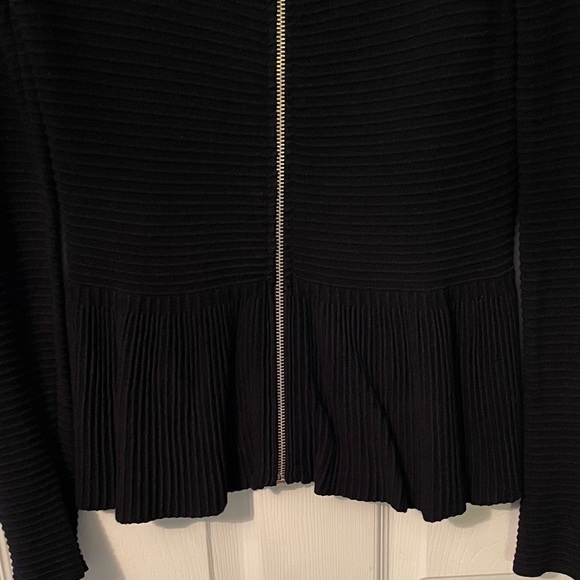 Sz S. INC Front Zip Sweater - Picture 3 of 4